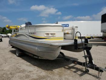  Salvage Mist Boat