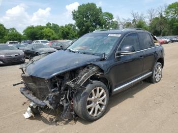  Salvage Volkswagen Touareg