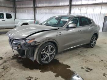  Salvage Maserati Levante Mo