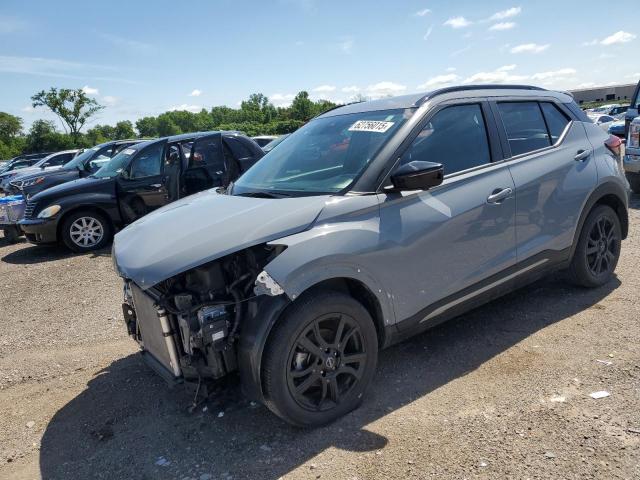  Salvage Nissan Kicks