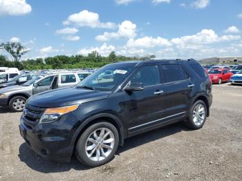  Salvage Ford Explorer