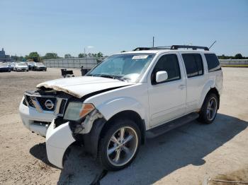  Salvage Nissan Pathfinder