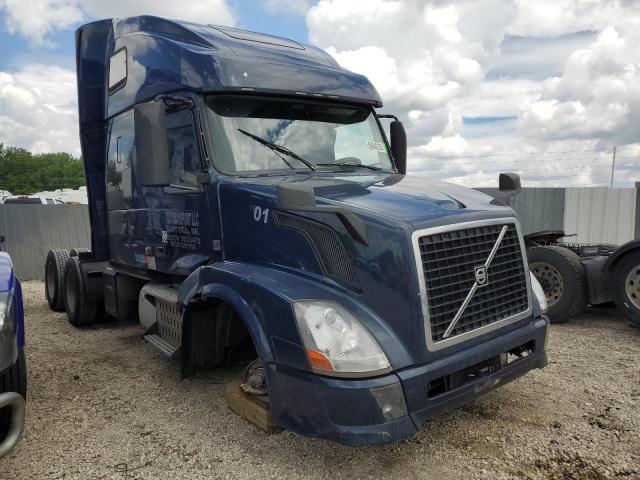  Salvage Volvo Vnl