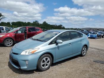  Salvage Toyota Prius