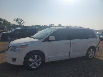  Salvage Volkswagen Routan