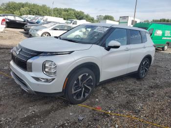  Salvage Mitsubishi Outlander