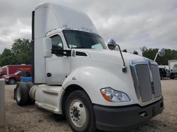  Salvage Kenworth T680
