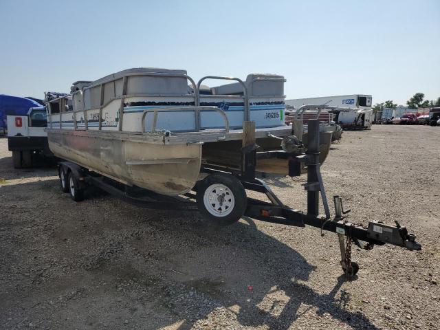  Salvage Unk Playcraft  Pf2400