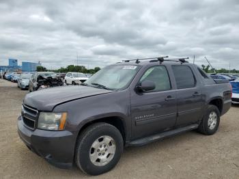  Salvage Chevrolet Avalanche