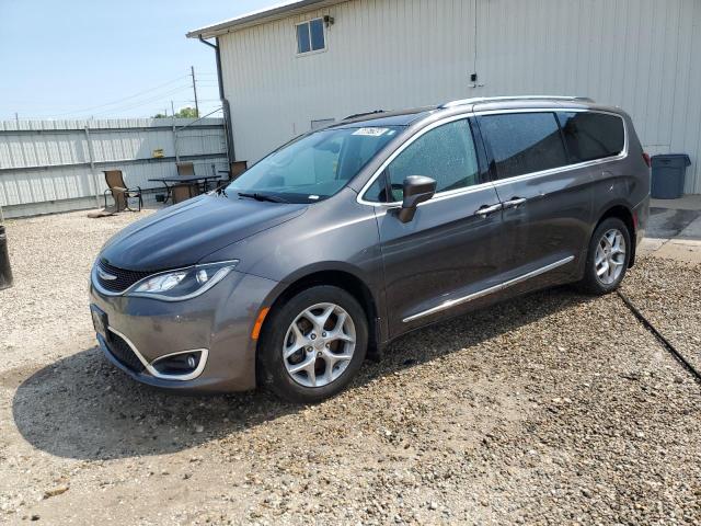  Salvage Chrysler Pacifica