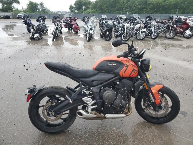  Salvage Triumph Motorcycle Trident 66