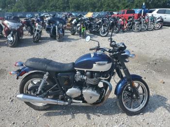  Salvage Triumph Motorcycle Bonneville