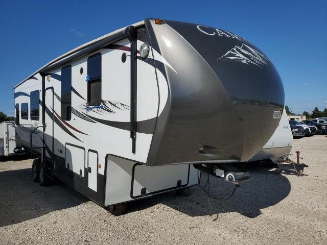  Salvage Crossroads 5th Wheel