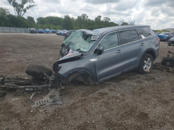  Salvage Kia Sorento
