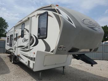  Salvage Cougar 5th Wheel