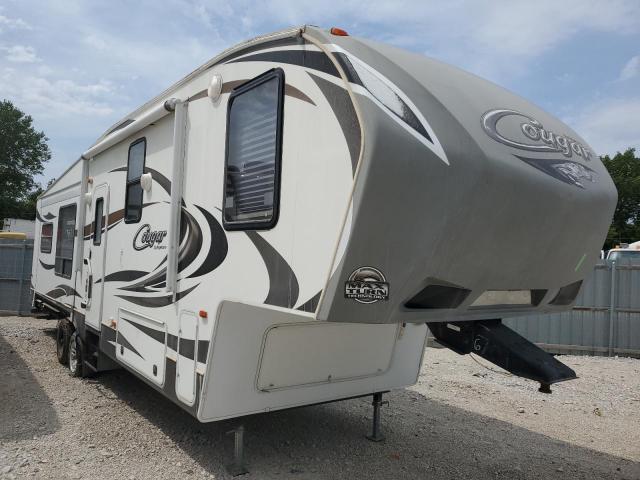  Salvage Cougar 5th Wheel