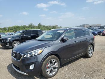  Salvage Kia Sorento