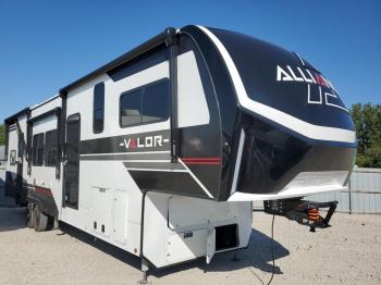  Salvage Valo Trailer
