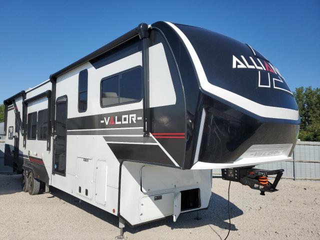  Salvage Valo Trailer