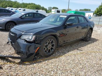  Salvage Chrysler 300