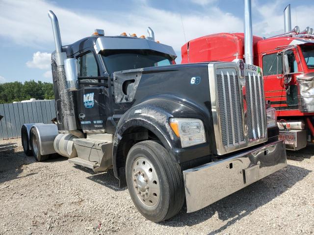  Salvage Kenworth Tractor