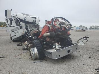  Salvage Peterbilt 567