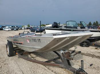  Salvage Bass Tracker