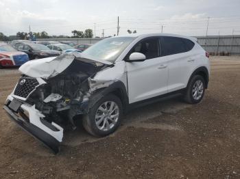  Salvage Hyundai TUCSON