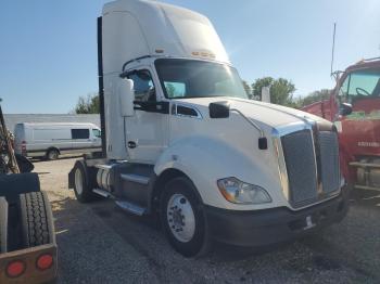  Salvage Kenworth T680