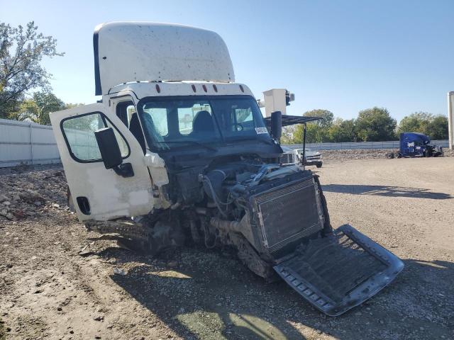  Salvage Freightliner Cascadia