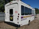 Ford Econoline E450 Super Duty Cutaway Van Image 3