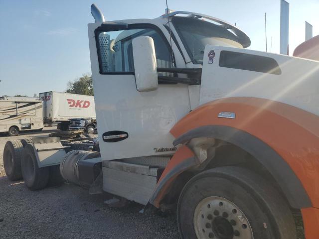  Salvage Kenworth T880