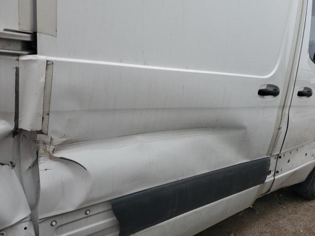 Mercedes-Benz Sprinter 2500 Image 3