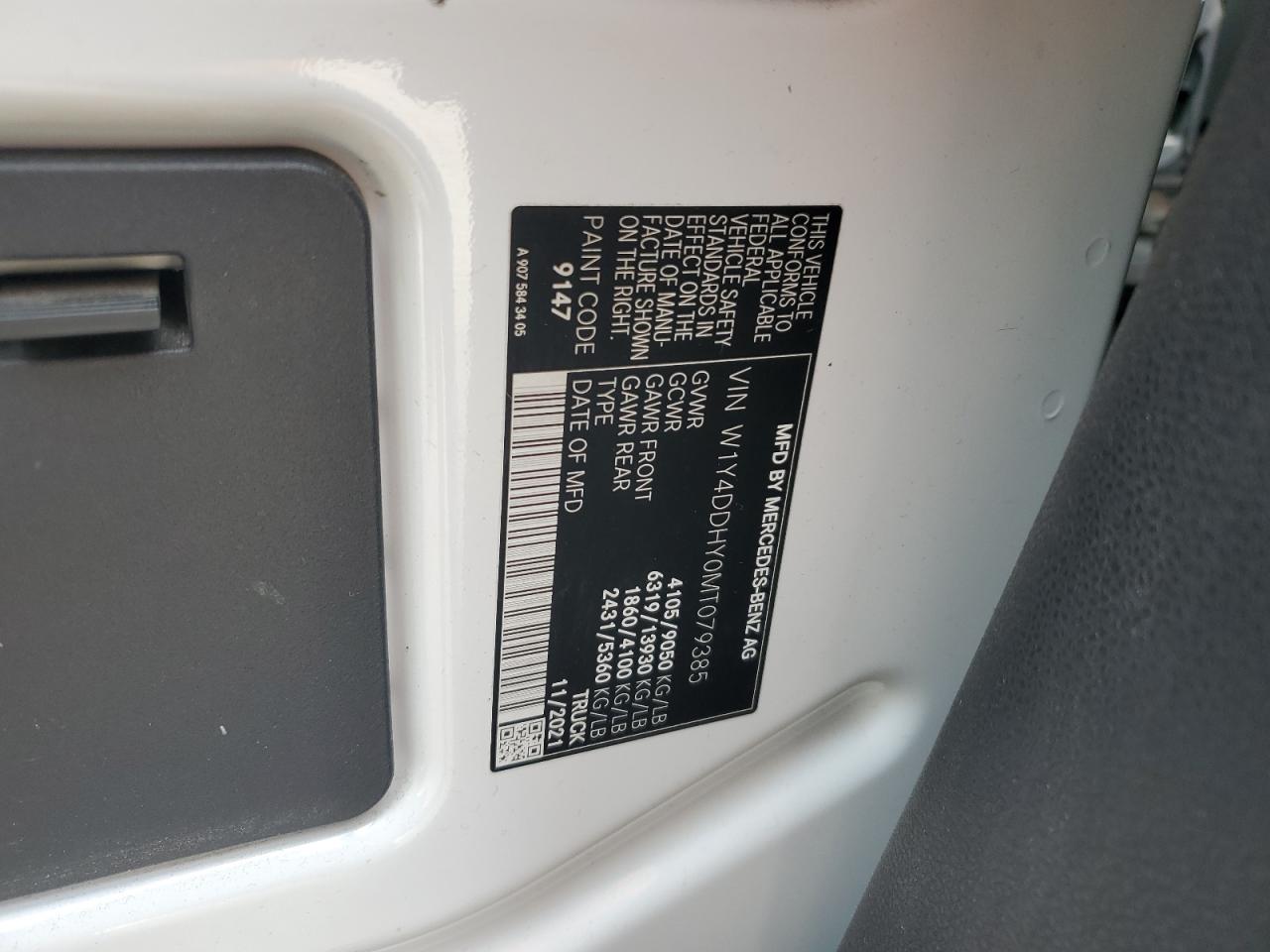 Mercedes-Benz Sprinter 2500 Image 10