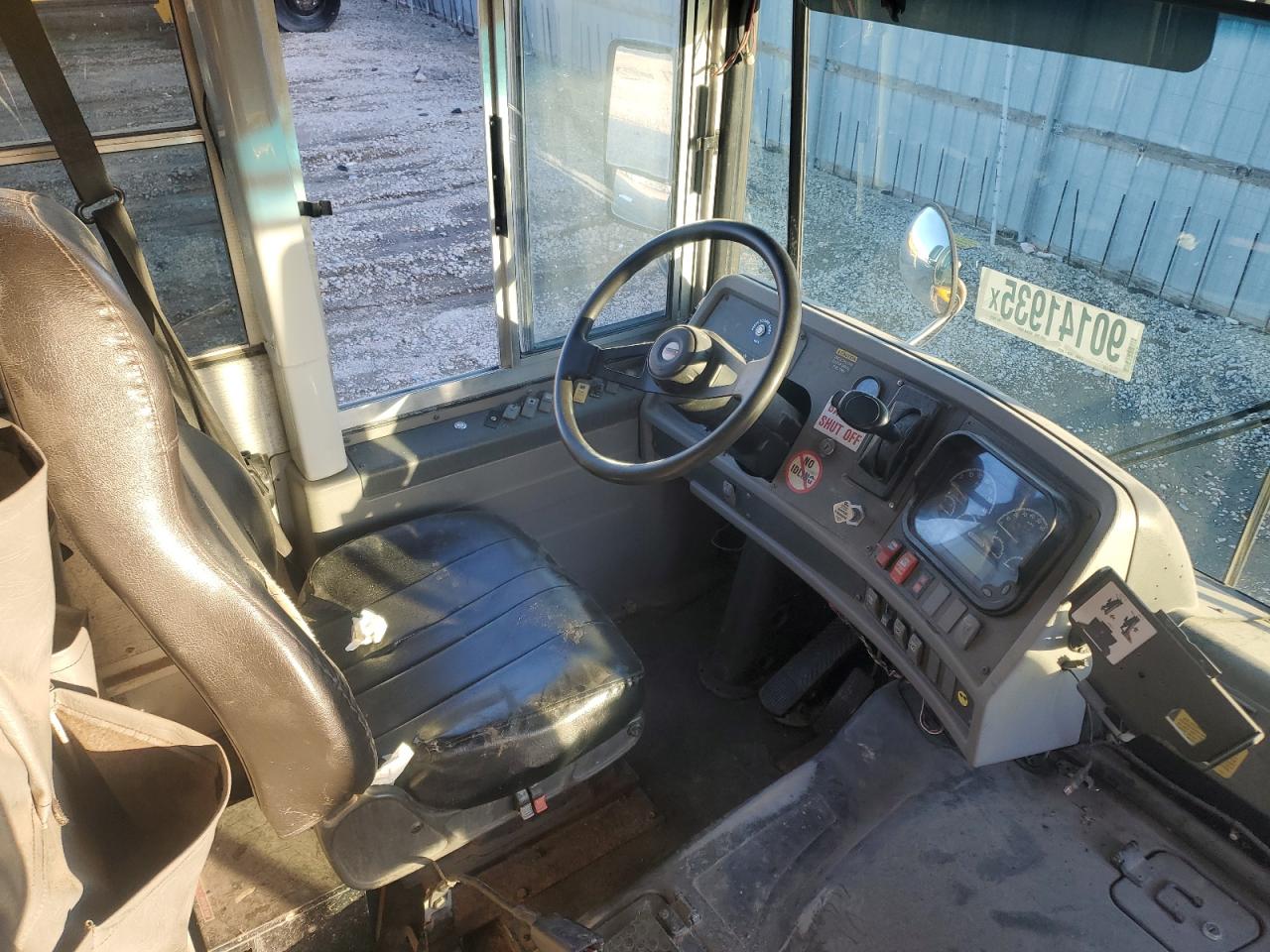 Thomas School Bus Image 4