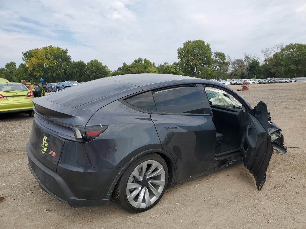Tesla Model Y Image 4