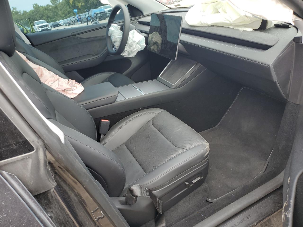 Tesla Model Y Image 5