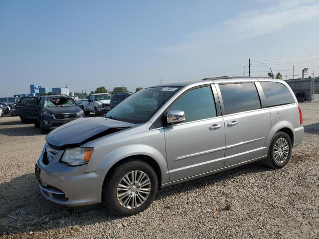  Salvage Chrysler Minivan