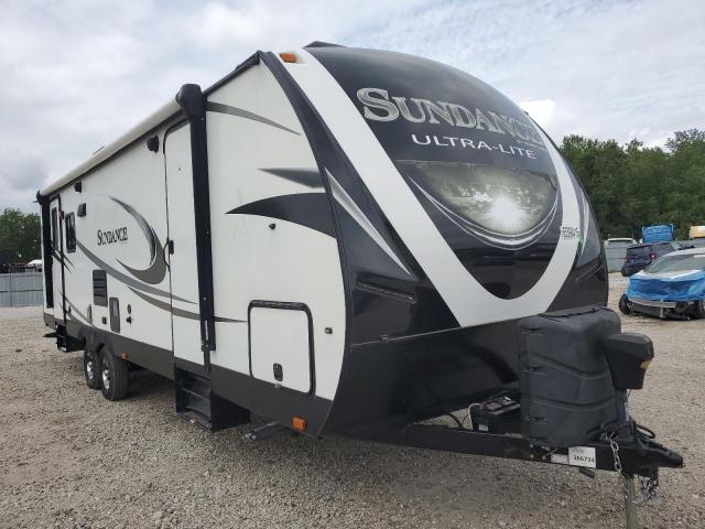  Salvage Sund Trailer