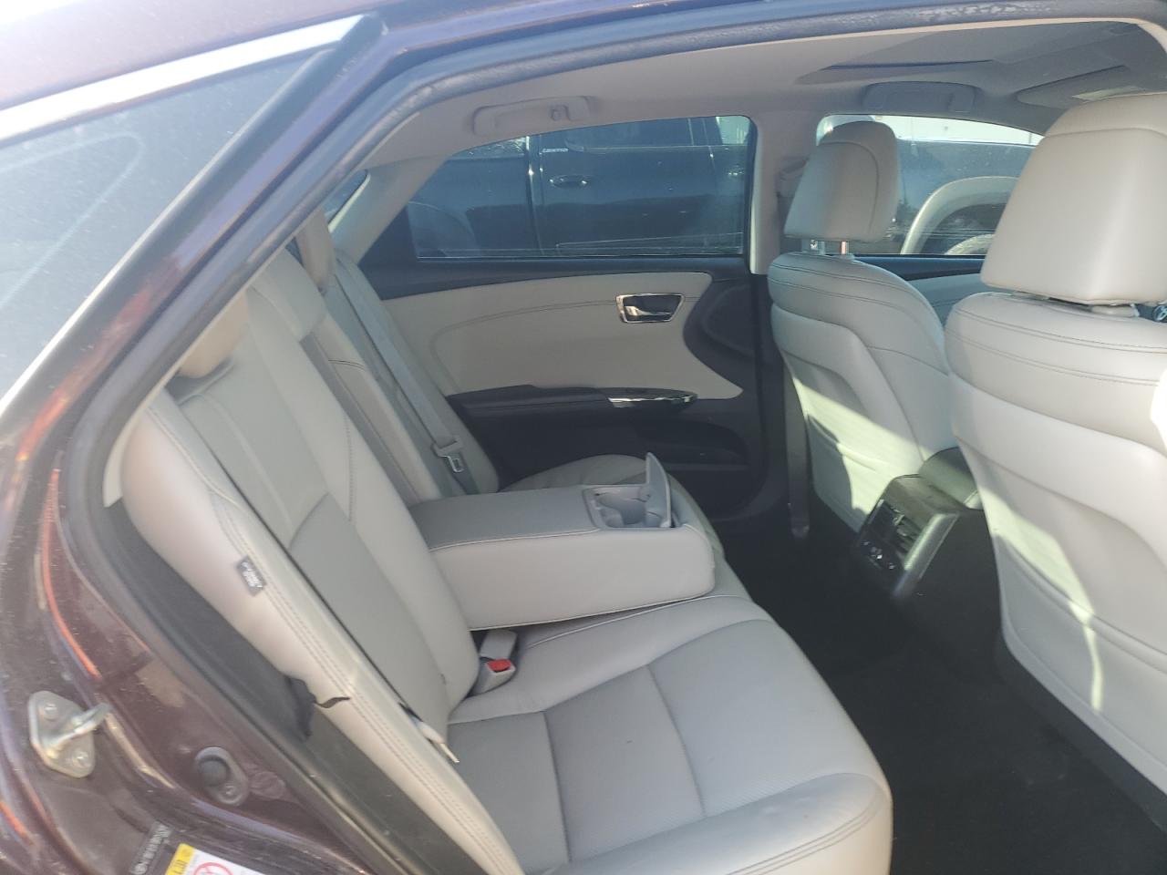 Toyota Avalon Hybrid Image 7