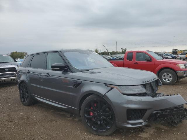 Land Rover Range Rover Hse Dynamic Image 3