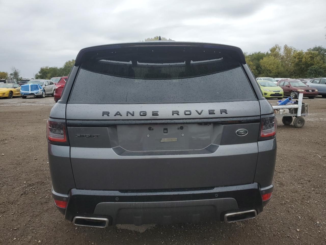 Land Rover Range Rover Hse Dynamic Image 6