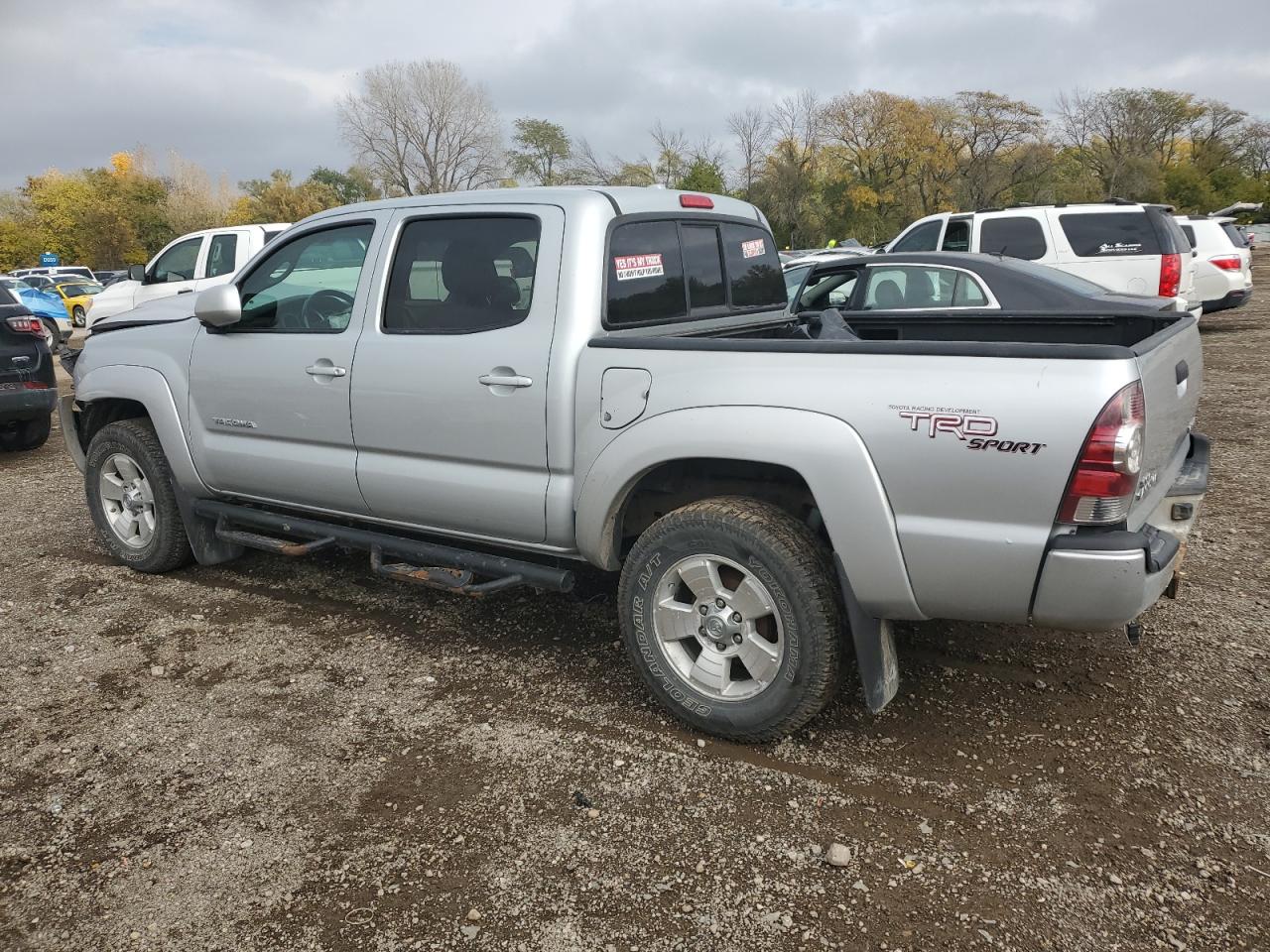 Toyota Tacoma Double Cab Image 2