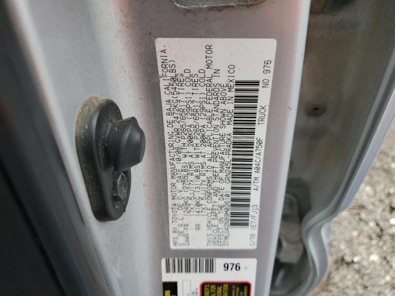 Toyota Tacoma Double Cab Image 12