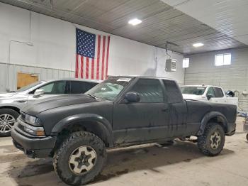  Salvage Chevrolet S-10