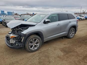  Salvage Toyota Highlander