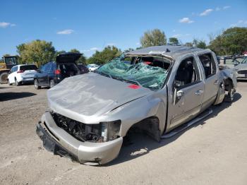  Salvage Chevrolet Silverado K1500 Ltz