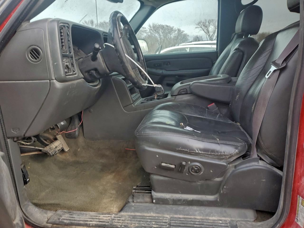 Chevrolet Silverado K1500 Image 7