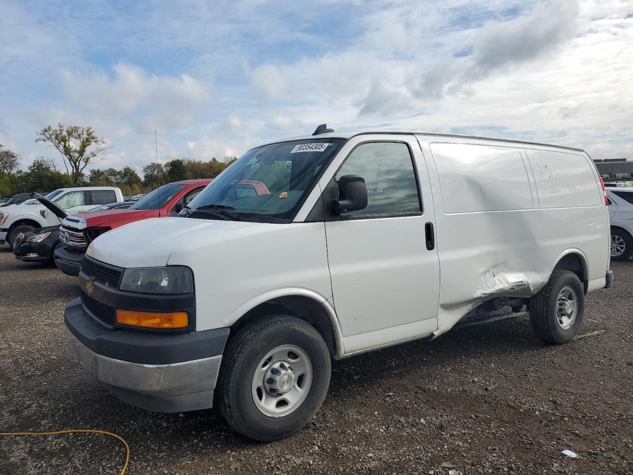 Chevrolet Express Image 1
