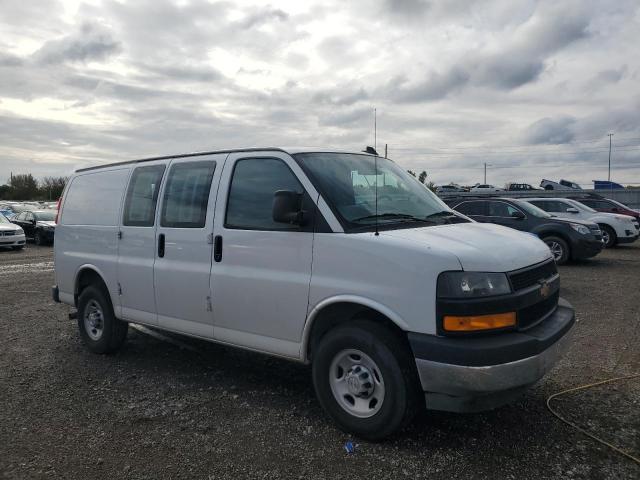 Chevrolet Express Image 5